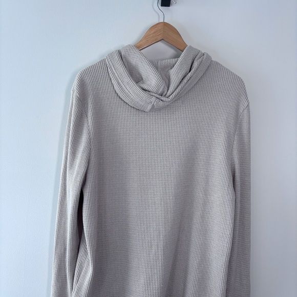 Rainforest Cabin Oatmeal Cream Waffle Knit Pullover Hoodie Men’s Size Medium - Picture 8 of 9